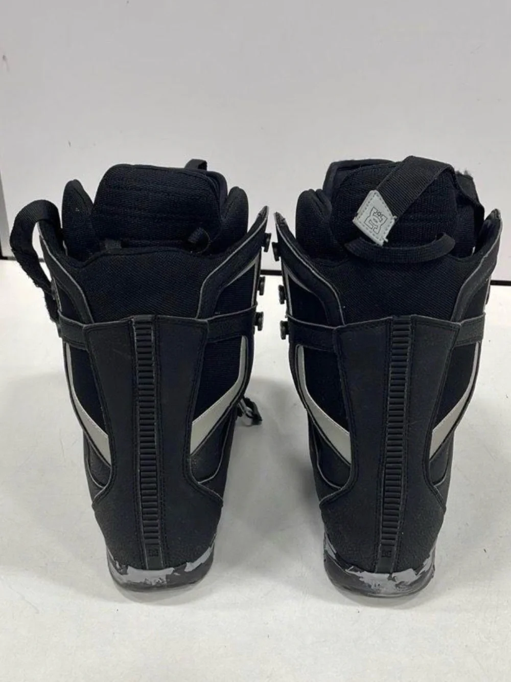 DC Black Men's Snowboard Boots - Size 9